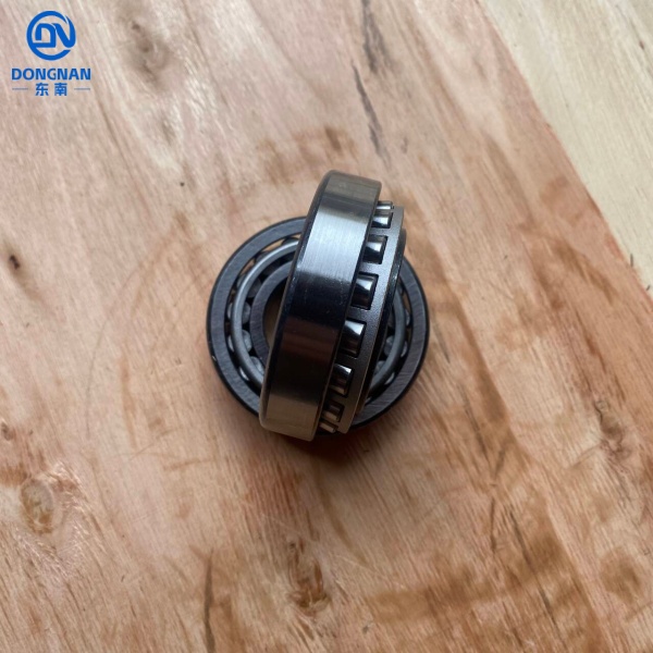30207 Excavator Bearings for Swing Drive and Construction Equipment 30207 محامل الحفارات للمحرك المتأرجح ومعدات البناء
